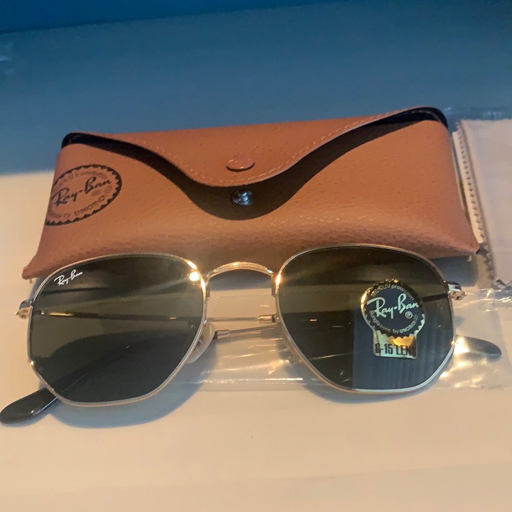 Ray Ban 51 mm hexagonal Flat lens, metal -gold